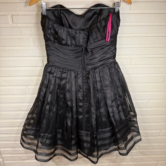 Betsey Johnson Black Organza Tulle Strapless Dress, Women’s Size 8 - Picture 6 of 8